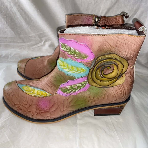 Socofy Floral Embossed Ankle Boots - Multicolor size 41/9.5 - Picture 1 of 6